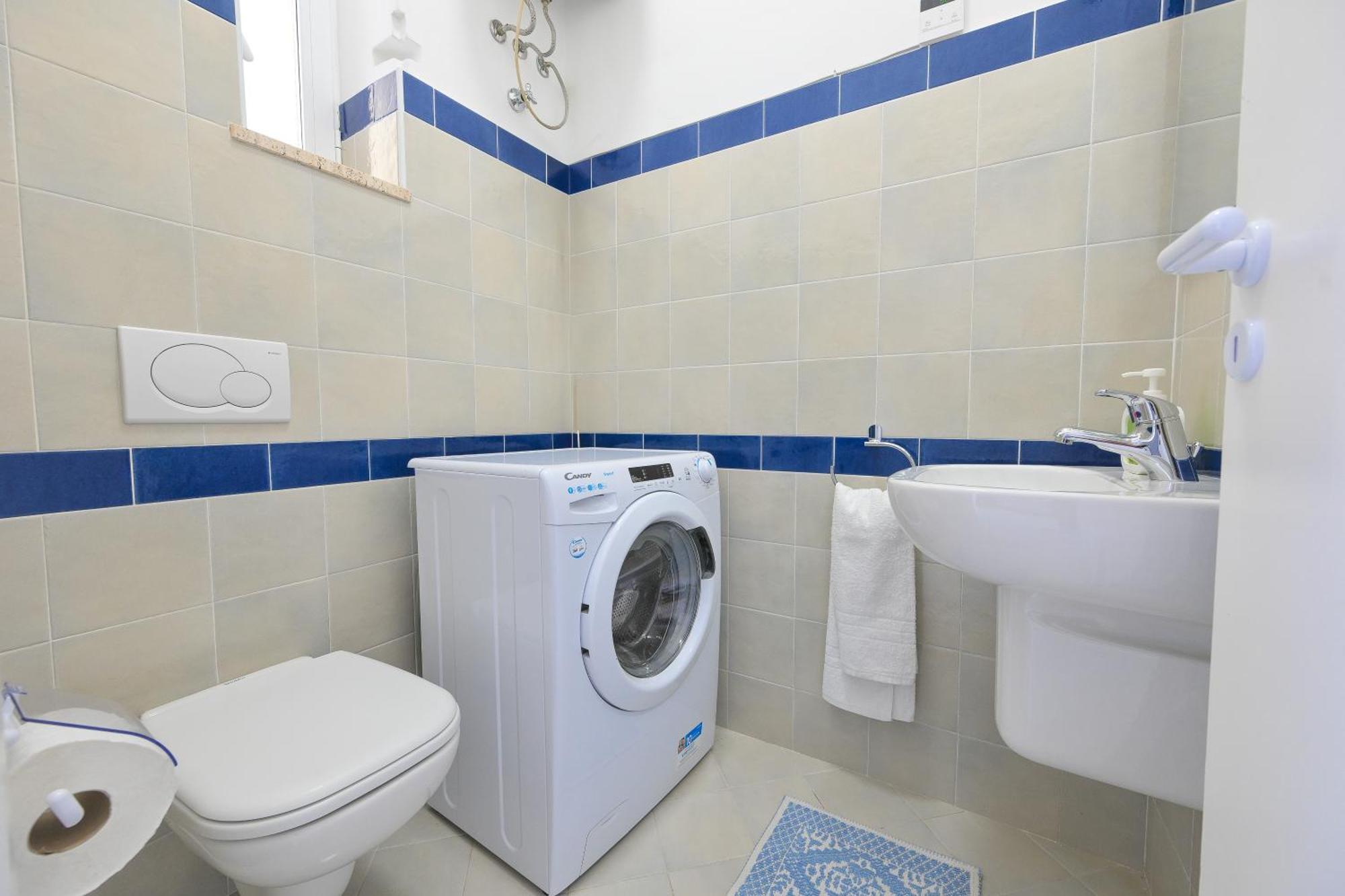 Maddalena Con Piscina, Giardino E Posto Auto - 6 Posti Letto * Ischia
