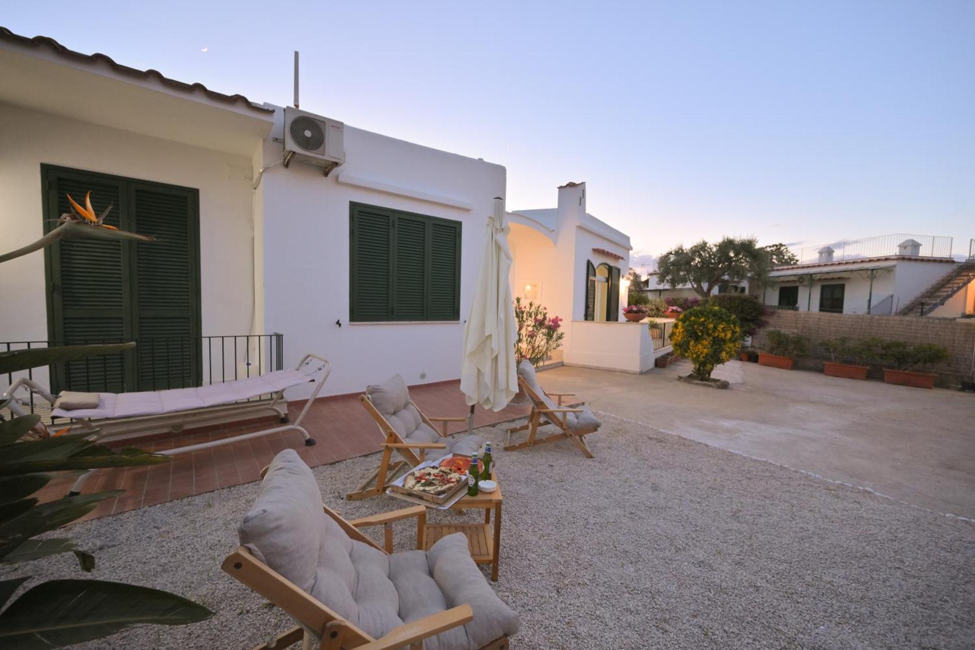 Maddalena Con Piscina, Giardino E Posto Auto - 6 Posti Letto Villa *